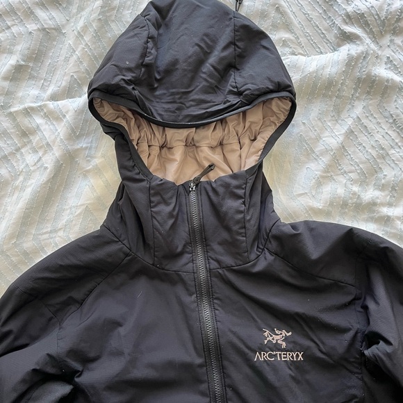 Arc’teryx Atom Hoody - Picture 2 of 3